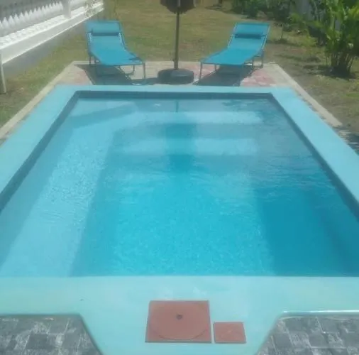 Ogumka, Self Catering , Beoliere, Mahe Pensionat Victoria