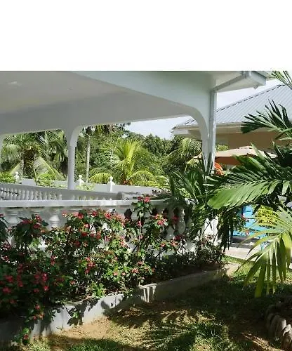 Ogumka, Self Catering , Beoliere, Mahe Pensionat *