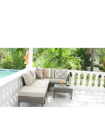 Ogumka, Self Catering , Beoliere, Mahe Pensionat Victoria