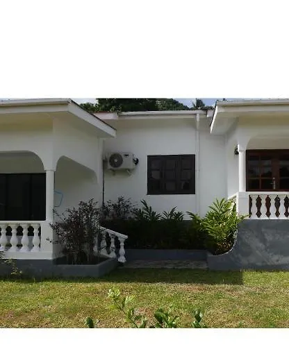 Ogumka, Self Catering , Beoliere, Mahe Victoria