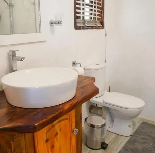Pensionat Ogumka, Self Catering , Beoliere, Mahe Victoria
